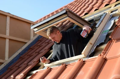 Pose de fenêtres de toit Velux à Èvres
